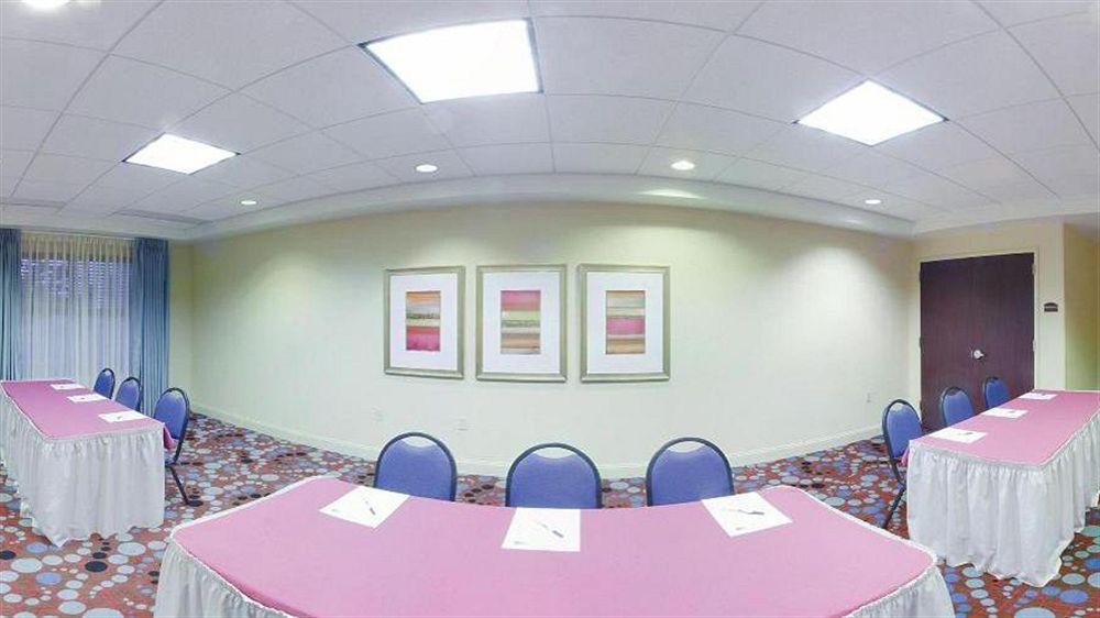 Arboretum Hotel 2*